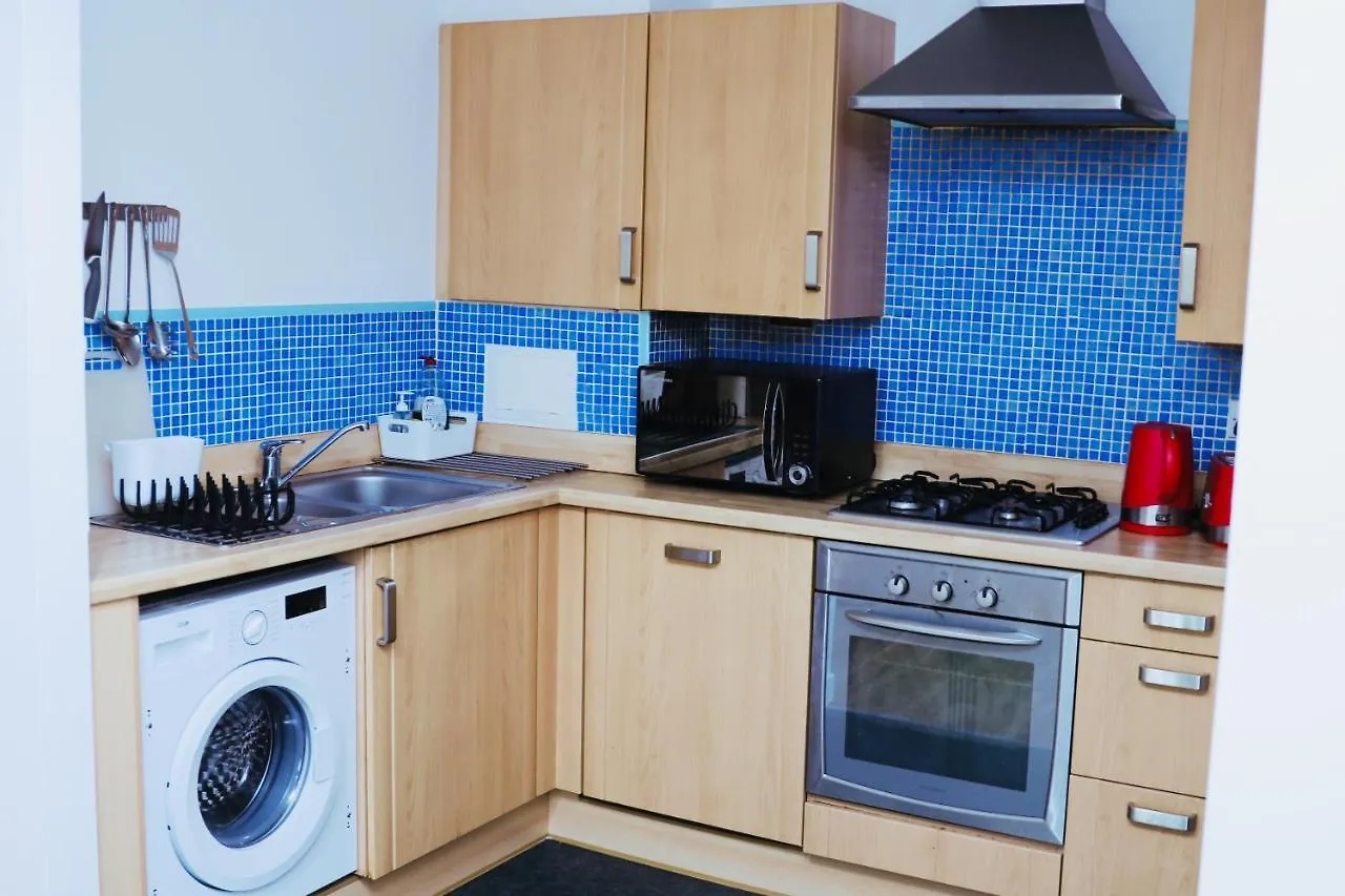 Apartment On Drybrough Crescent 3/6 Edinburgh 0*,  United Kingdom